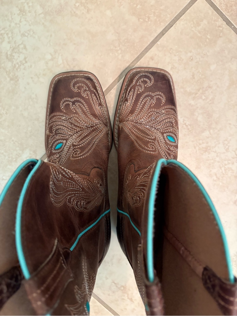 Ariat Brown Leather Western Boots with Turquoise Trim